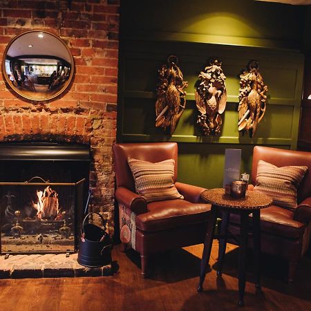 The Drummond At Albury Guildford Eksteriør billede