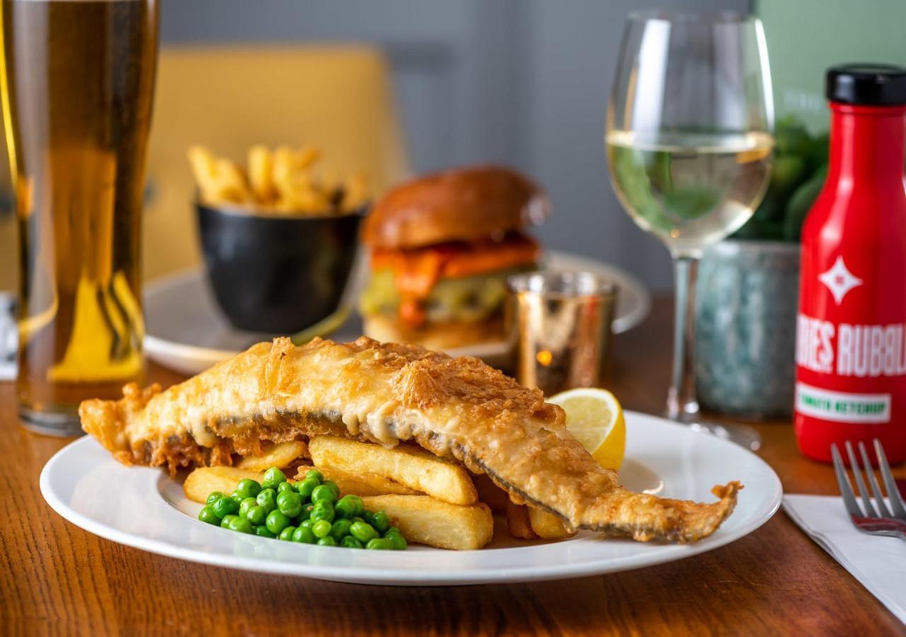 The Drummond At Albury Guildford Eksteriør billede