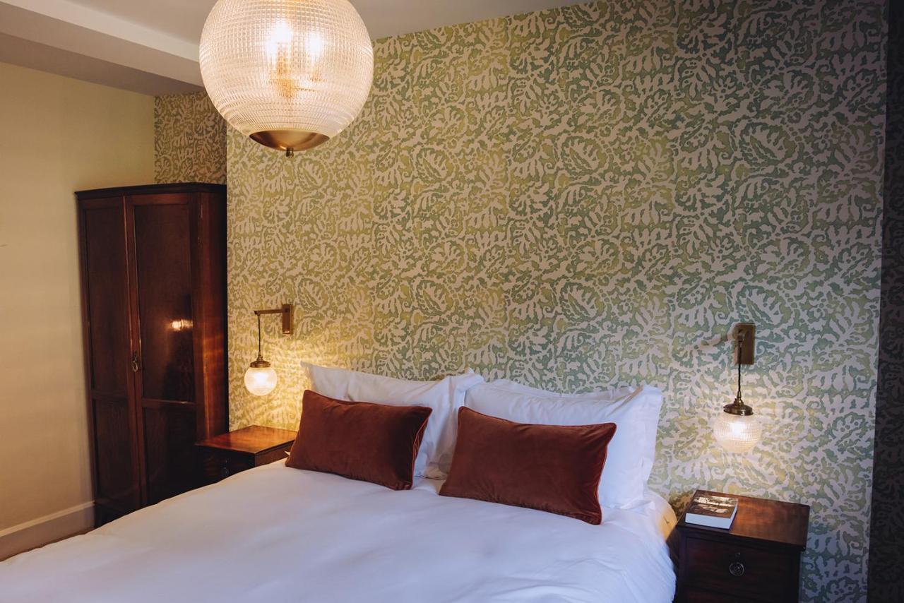 The Drummond At Albury Guildford Eksteriør billede