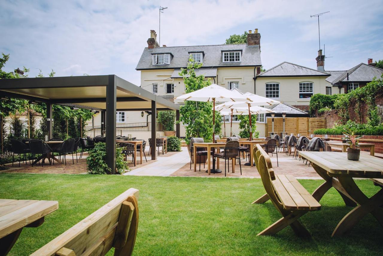 The Drummond At Albury Guildford Eksteriør billede