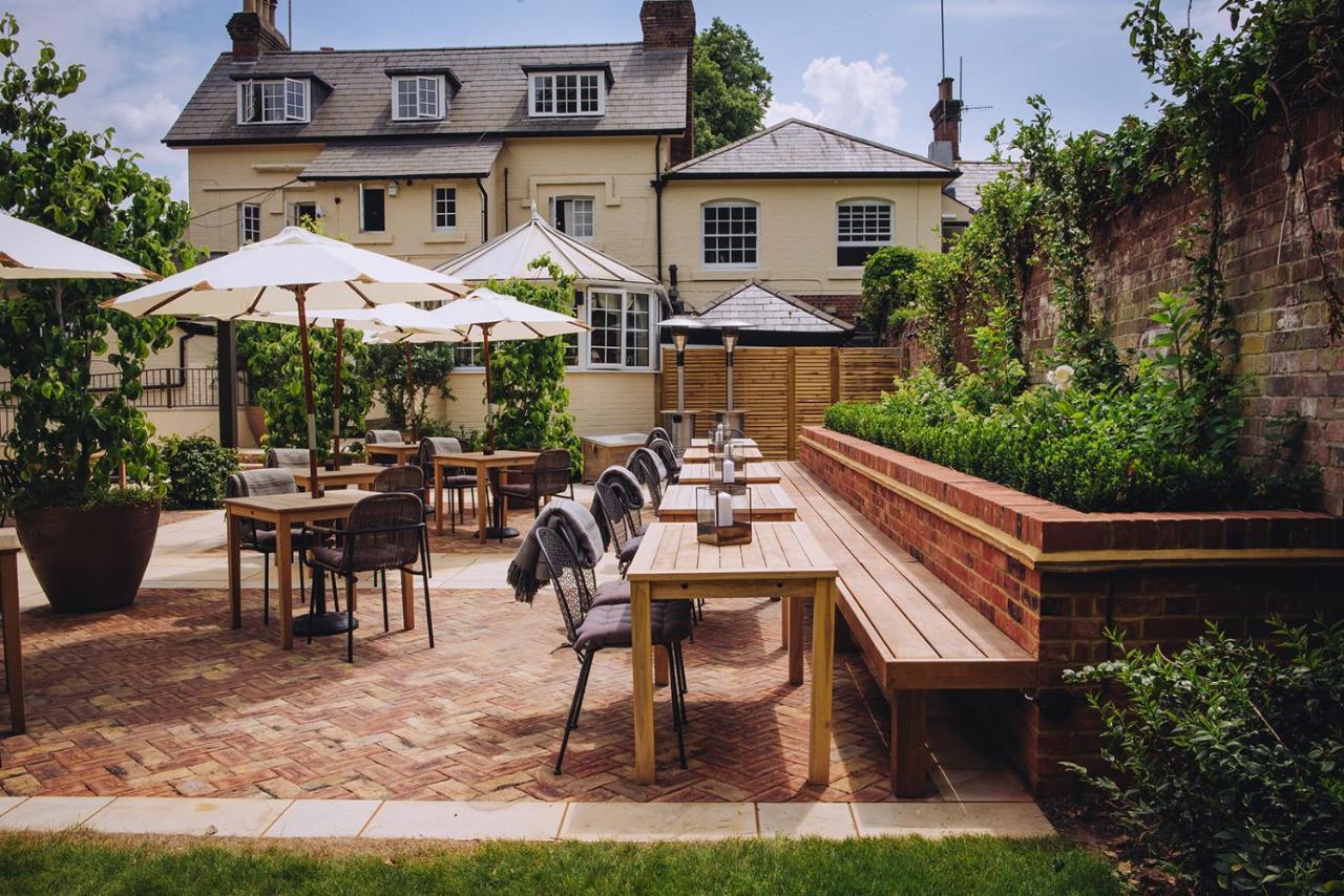 The Drummond At Albury Guildford Eksteriør billede